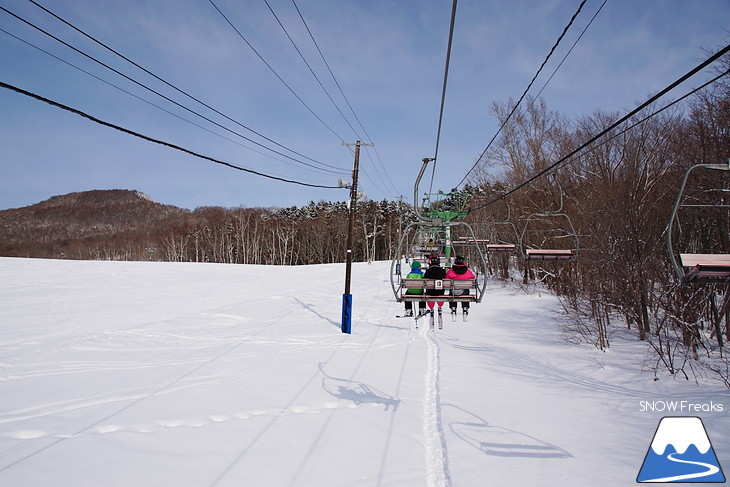 札幌藻岩山スキー場 『青空』が最高に似合うゲレンデ☆